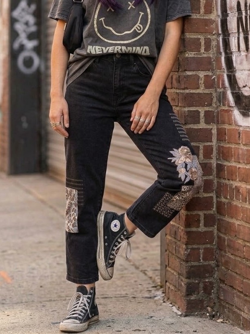 DG2 DIANE GILMAN EMBROIDERED CROPPED PANTS size 2